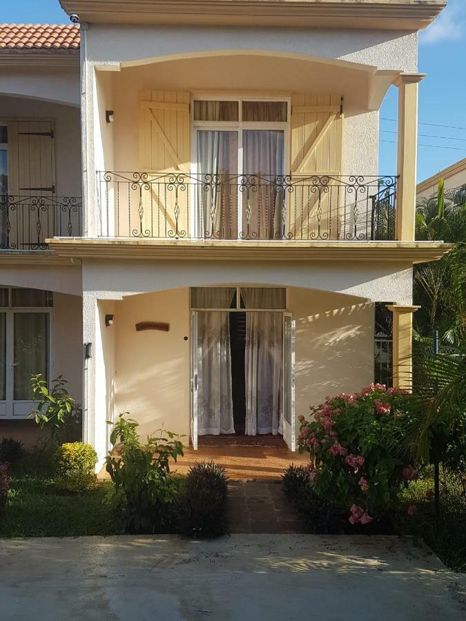 Filles Des Iles Mont-Choisy Exterior foto