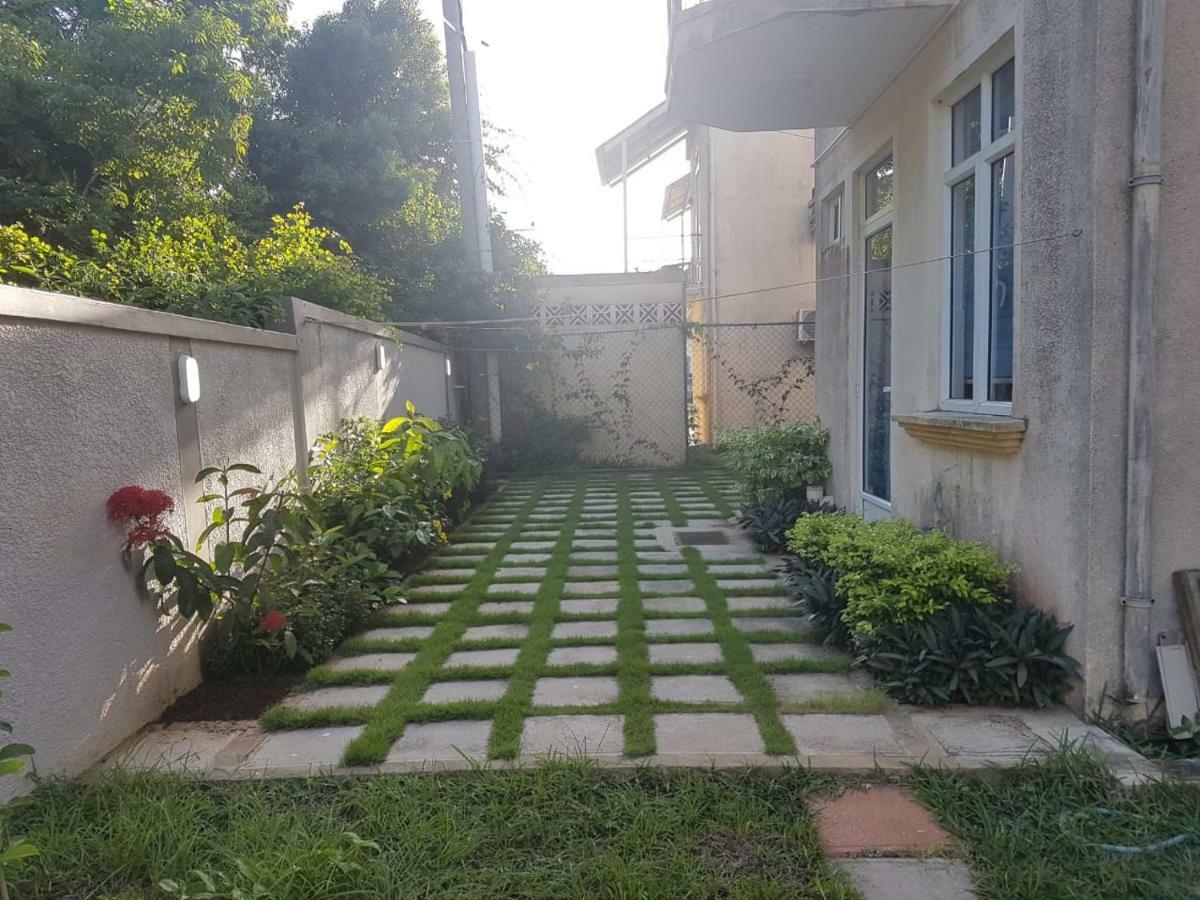 Filles Des Iles Mont-Choisy Exterior foto