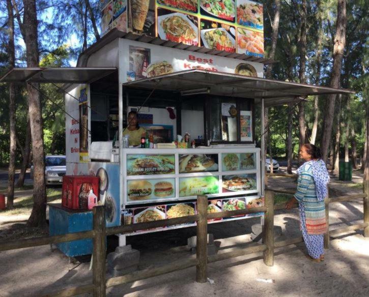 Filles Des Iles Mont-Choisy Exterior foto